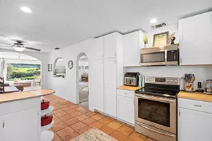 4310 Hussey Dr, Carmichael, CA 95608 - Photo 16