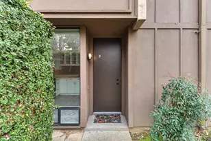 2224 Woodside Ln, Sacramento, CA 95825 - Photo 4