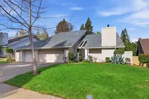 5375 Terrace Oak Cir, Fair Oaks, CA 95628 - Photo 2