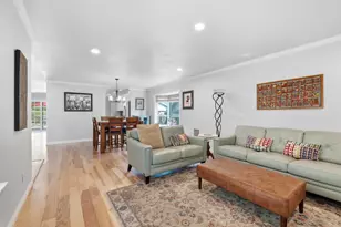 5375 Terrace Oak Cir, Fair Oaks, CA 95628 - Photo 8