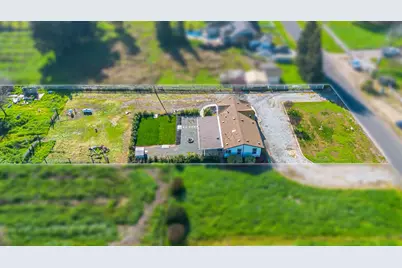 10118 Pioneer Avenue, Oakdale, CA 95361 - Photo 28