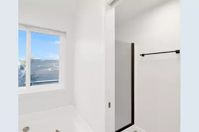 1725 Grassland Way, Modesto, CA 95358 - Photo 38