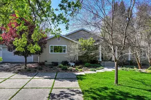 5216 Marione Dr, Carmichael, CA 95608 - Photo 12