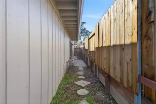 4944 Summerwood Cir, Sacramento, CA 95841 - Photo 16