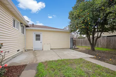 3425 N Kirk Street, Stockton, CA 95204 - Photo 24