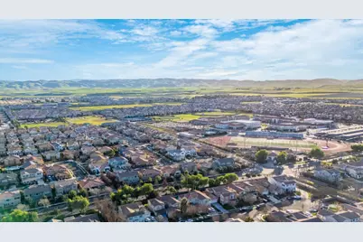 229 E Grazia Avenue, Mountain House, CA 95391 - Photo 72