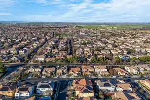 229 E Grazia Ave, Mountain House, CA 95391 - Photo 68