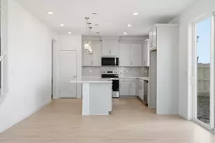 8273 Morning Star Wy, Elk Grove, CA 95757 - Photo 10