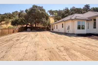 10318 Fox Borough Drive, Oakdale, CA 95361 - Photo 66