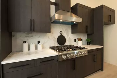 10318 Fox Borough Drive, Oakdale, CA 95361 - Photo 22