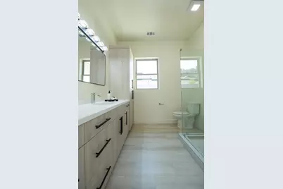 10318 Fox Borough Drive, Oakdale, CA 95361 - Photo 48