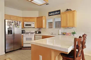 1186 Kay Cir, Turlock, CA 95382 - Photo 10