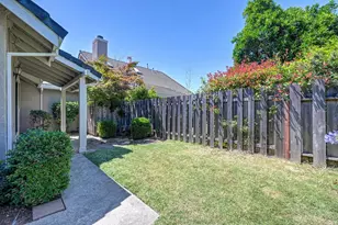 98 Las Positas Cir, Sacramento, CA 95831 - Photo 34