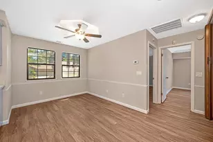 98 Las Positas Cir, Sacramento, CA 95831 - Photo 10