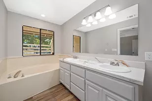 98 Las Positas Cir, Sacramento, CA 95831 - Photo 26