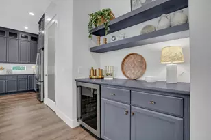 701 Victoria Dr, Manteca, CA 95336 - Photo 14