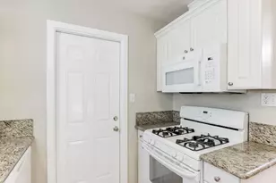 7080 21st Ave, Sacramento, CA 95820 - Photo 16