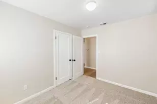 7080 21st Ave, Sacramento, CA 95820 - Photo 28