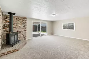 7080 21st Ave, Sacramento, CA 95820 - Photo 20