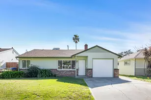 7080 21st Ave, Sacramento, CA 95820 - Photo 2