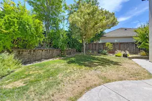 9350 Eagle Springs Pl, Roseville, CA 95747 - Photo 42