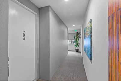 2025 S Street #204, Sacramento, CA 95811 - Photo 30