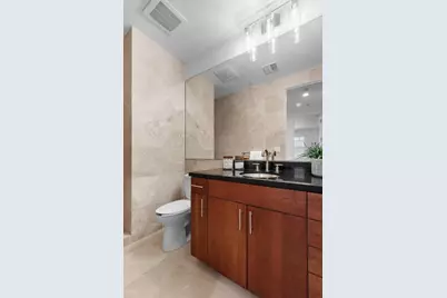 2025 S Street #204, Sacramento, CA 95811 - Photo 14