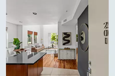 2025 S Street #201, Sacramento, CA 95811 - Photo 1