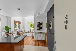 2025 S St, Sacramento, CA 95811 - Photo 1