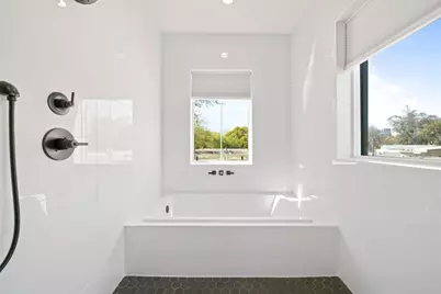 1431 W Street, Sacramento, CA 95818 - Photo 32