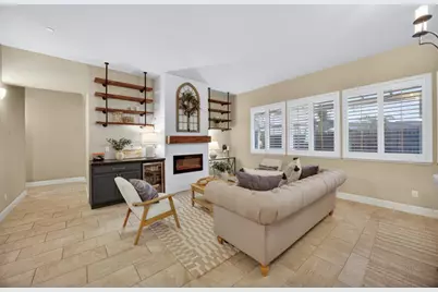 781 Aparicio Way, Galt, CA 95632 - Photo 10