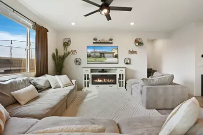 6918 Mauna Loa Way, Stockton, CA 95219 - Photo 12