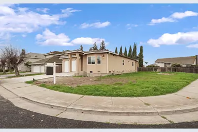 9879 Twin Creeks Avenue, Stockton, CA 95219 - Photo 4