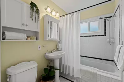 1041 Santa Barbara Court, Sacramento, CA 95816 - Photo 18