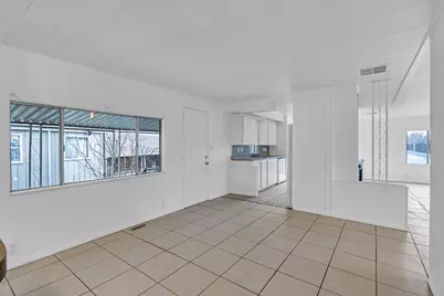 West Lane #175, Stockton, CA 95210 - Photo 18