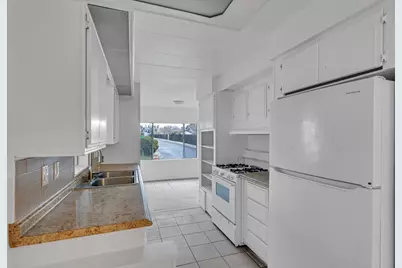 West Lane #175, Stockton, CA 95210 - Photo 16