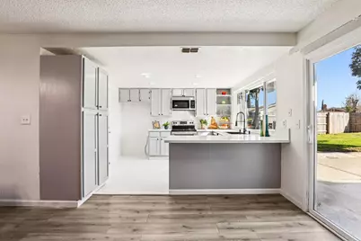 14 Flaum Court, Sacramento, CA 95823 - Photo 8