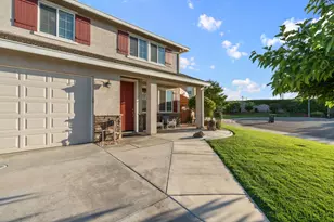 692 Arlene Ct, Galt, CA 95632 - Photo 8