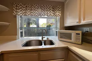 7802 Hampton Ln, Citrus Heights, CA 95610 - Photo 4