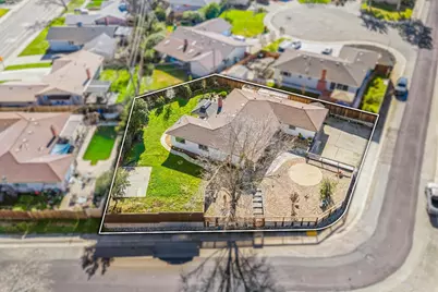 6446 Everest Way, Sacramento, CA 95842 - Photo 2