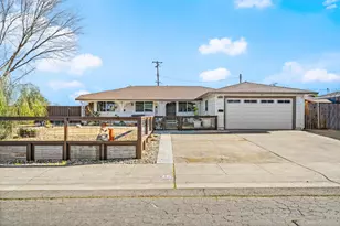6446 Everest Way, Sacramento, CA 95842 - Photo 1