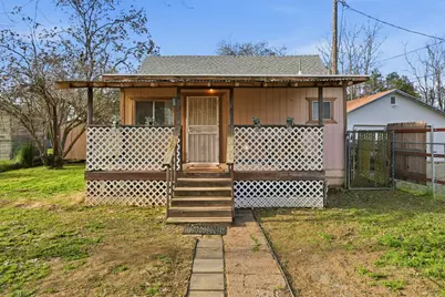 1021 Grand Ave, Olivehurst, CA 95961 - Photo 1