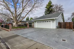 115 Almond Dr, Winters, CA 95694 - Photo 2