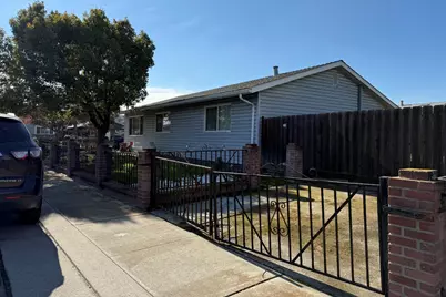 16439 Carleta Place, Lathrop, CA 95330 - Photo 2