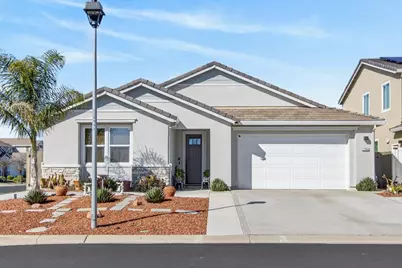 1753 Sea Cliff Court, Plumas Lake, CA 95961 - Photo 2