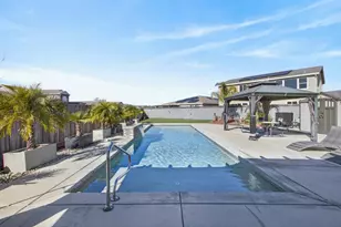 1753 Sea Cliff Ct, Plumas Lake, CA 95961 - Photo 2