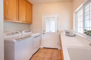 4880 Montaire Dr, Shingle Springs, CA 95682 - Photo 32