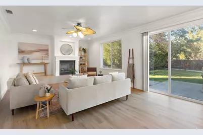 6129 Merry Lane, Carmichael, CA 95608 - Photo 16