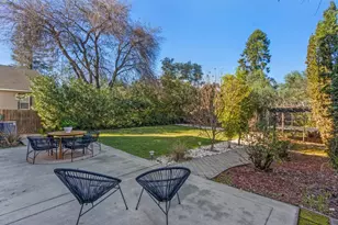 6129 Merry Ln, Carmichael, CA 95608 - Photo 38