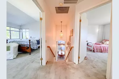 8469 Hollow Oaks Court, Sacramento, CA 95828 - Photo 14